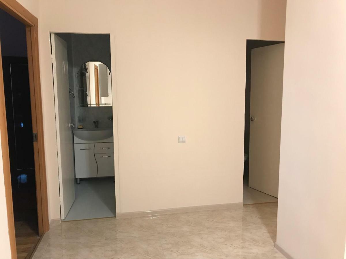 33 Martiros Saryan Street Apartment Yerevan Bagian luar foto