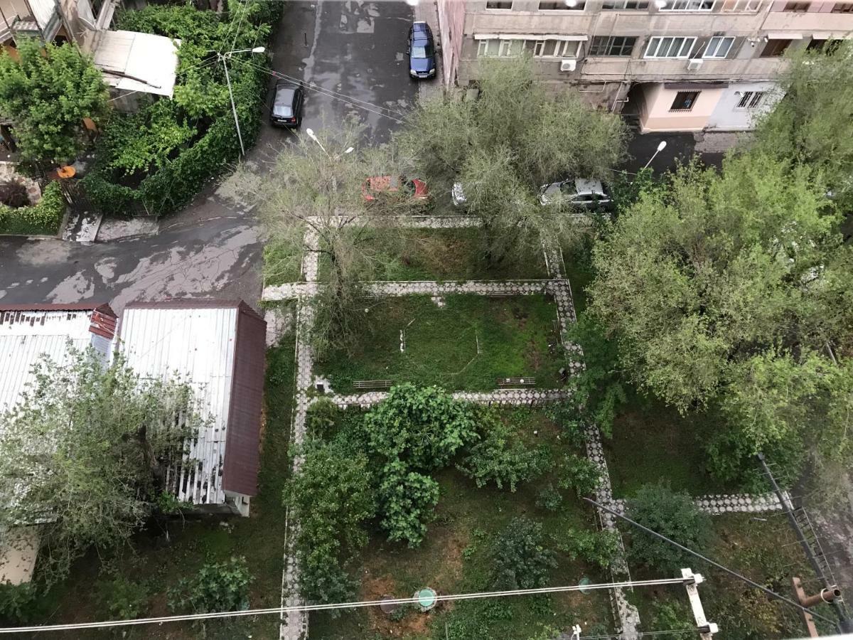 33 Martiros Saryan Street Apartment Yerevan Bagian luar foto
