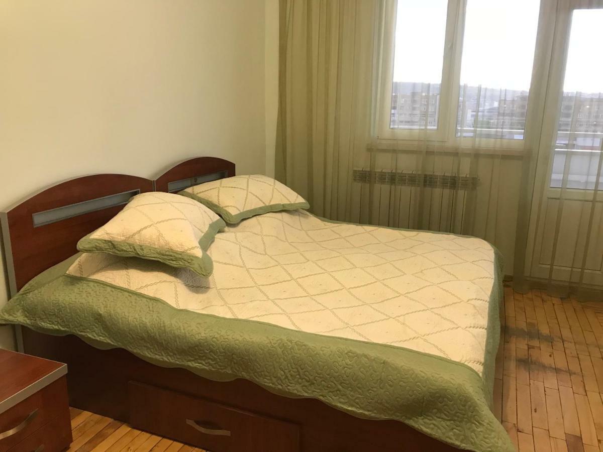 33 Martiros Saryan Street Apartment Yerevan Bagian luar foto
