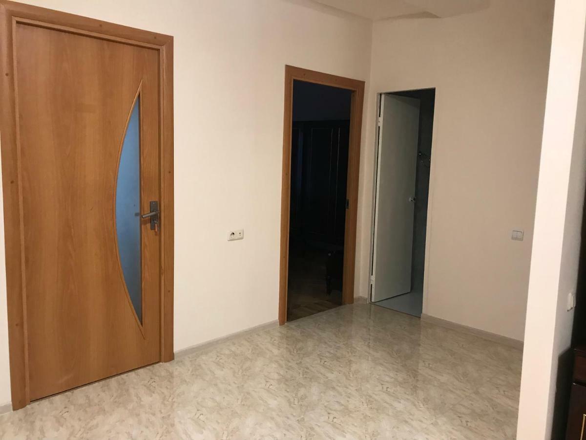 33 Martiros Saryan Street Apartment Yerevan Bagian luar foto